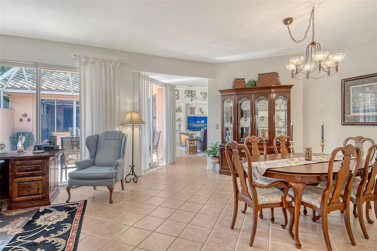 Image 5 of 49 For 3804 Amapola Lane