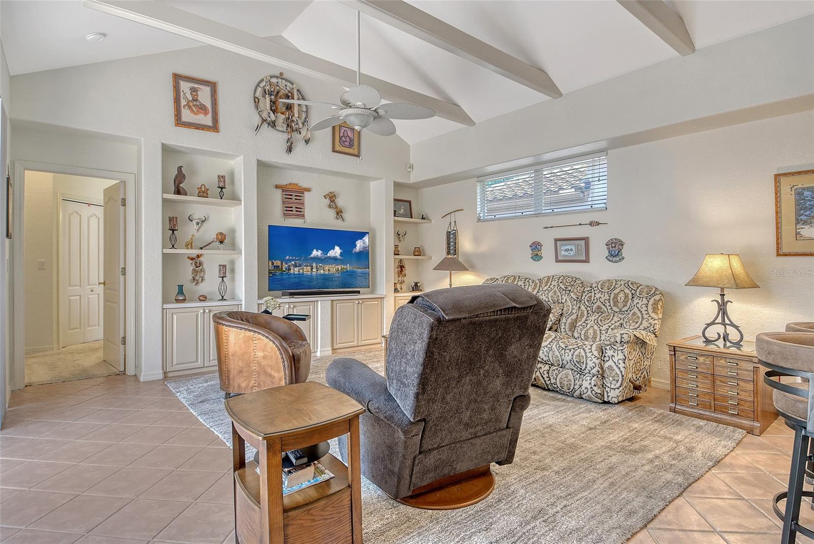 Image 6 of 49 For 3804 Amapola Lane