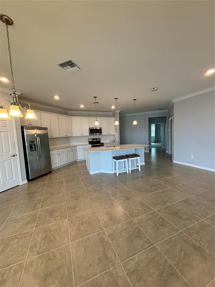 Image 6 of 43 For 10054 Crooked Creek Drive 201