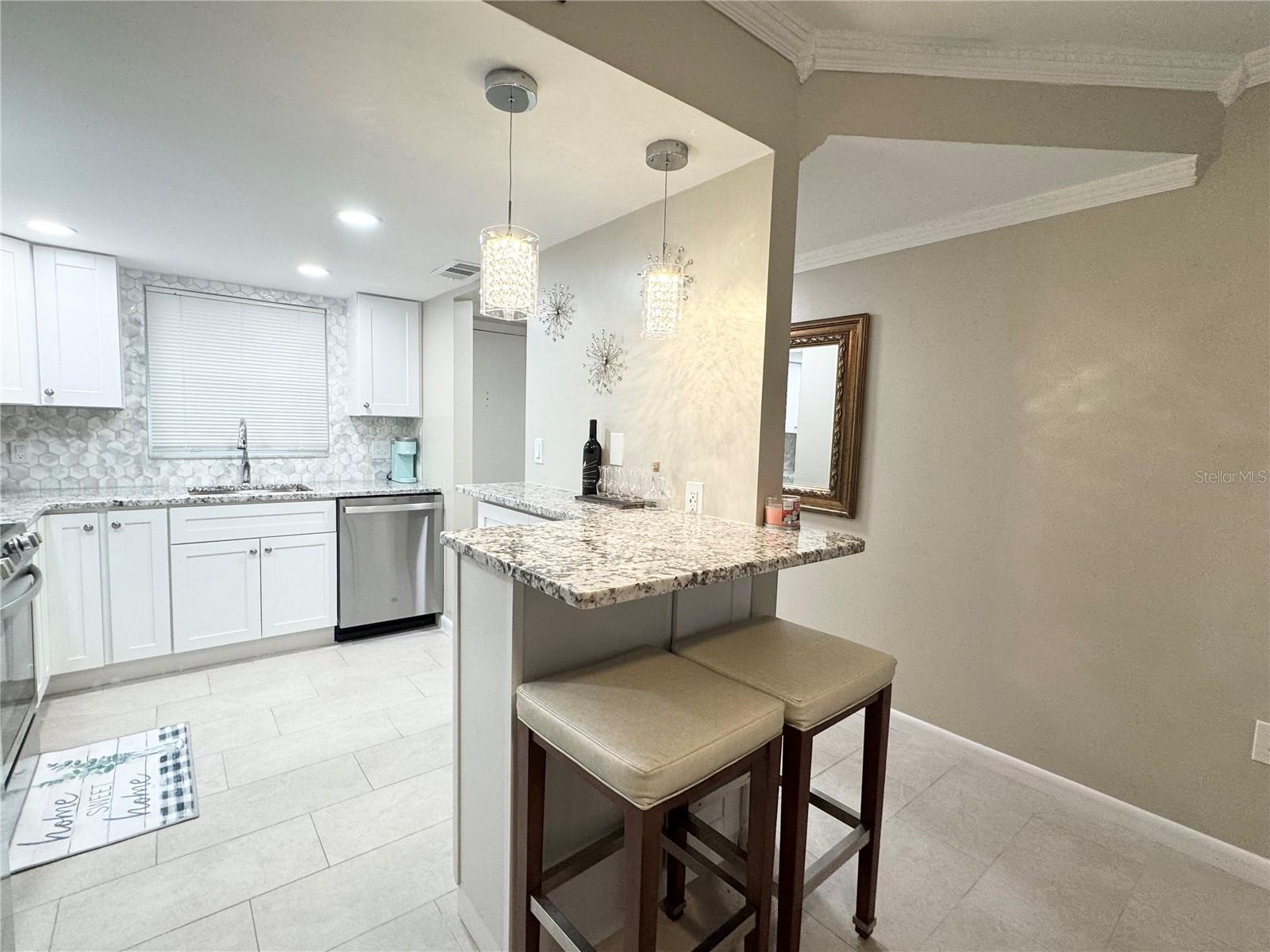 Image 11 of 50 For 1100 Bay Drive 3