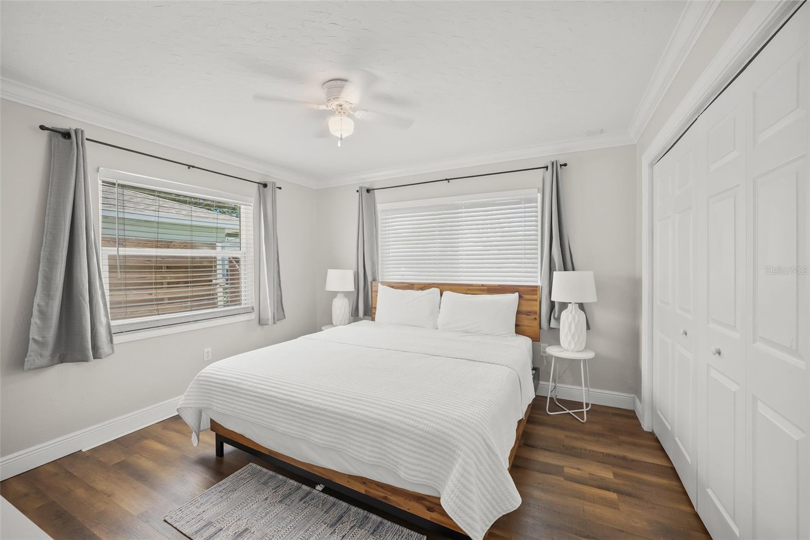 Image 17 of 42 For 1915 38th Street W