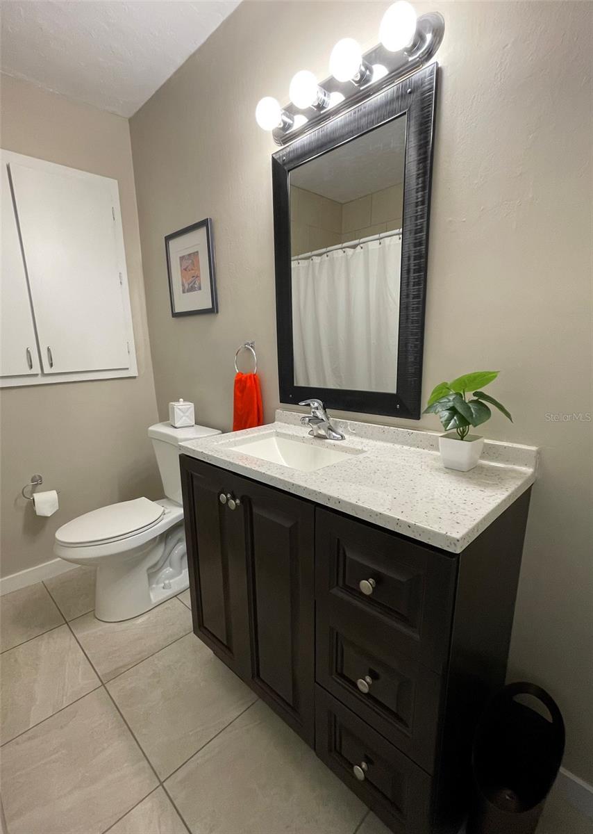 Image 26 of 62 For 828 Tuttle Avenue A