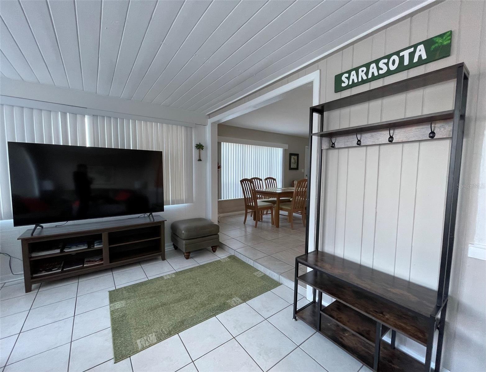 Image 9 of 62 For 828 Tuttle Avenue A