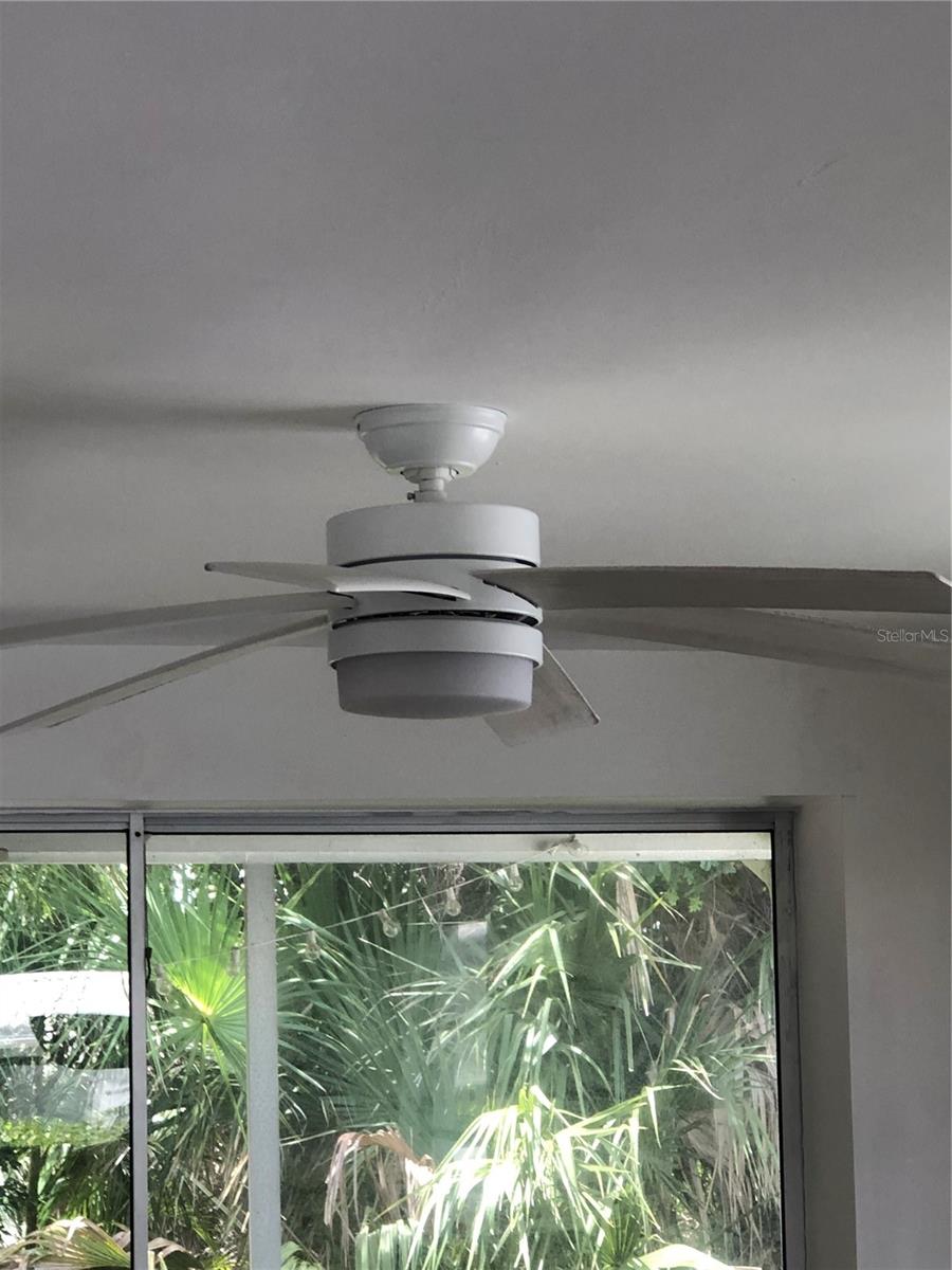 Image 21 of 23 For 669 Spanish Drive N 21