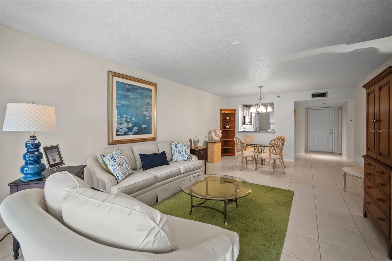 Image 18 of 46 For 4530 Pinebrook Circle 109