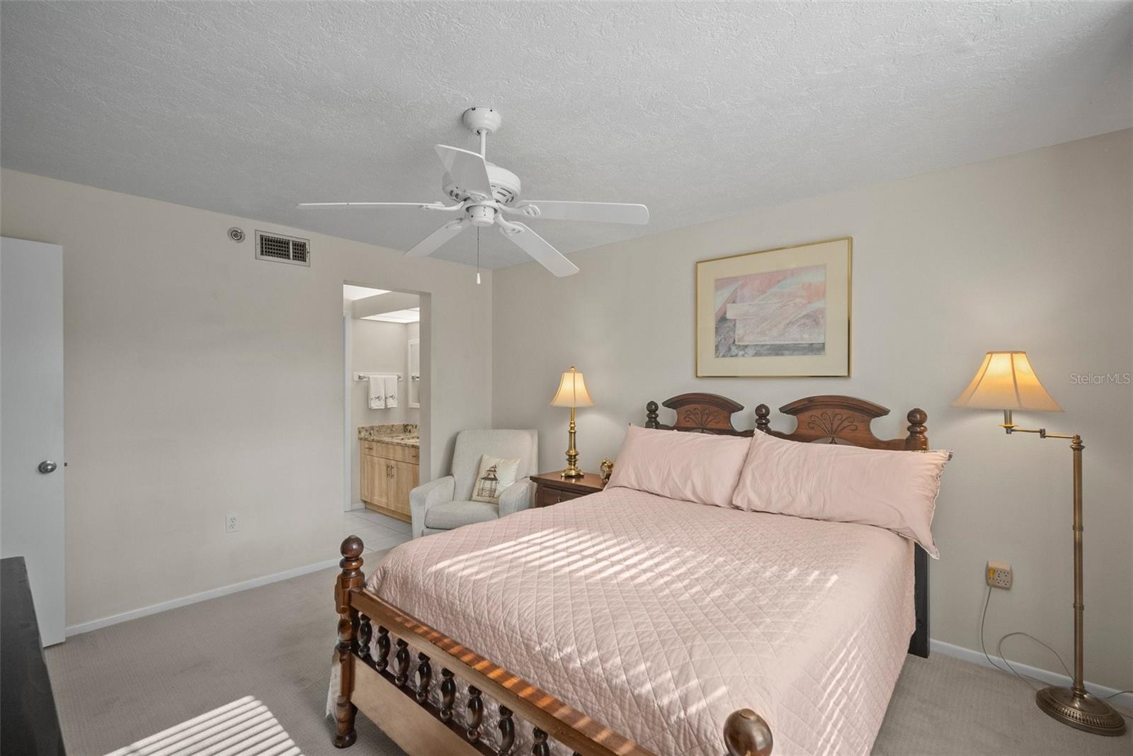 Image 27 of 46 For 4530 Pinebrook Circle 109
