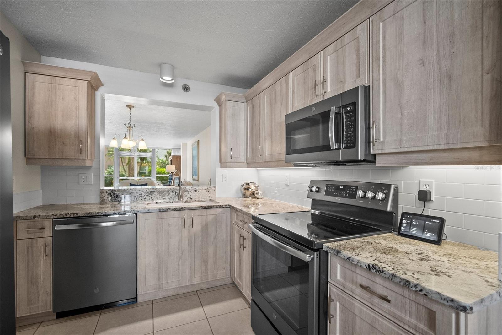 Image 6 of 46 For 4530 Pinebrook Circle 109
