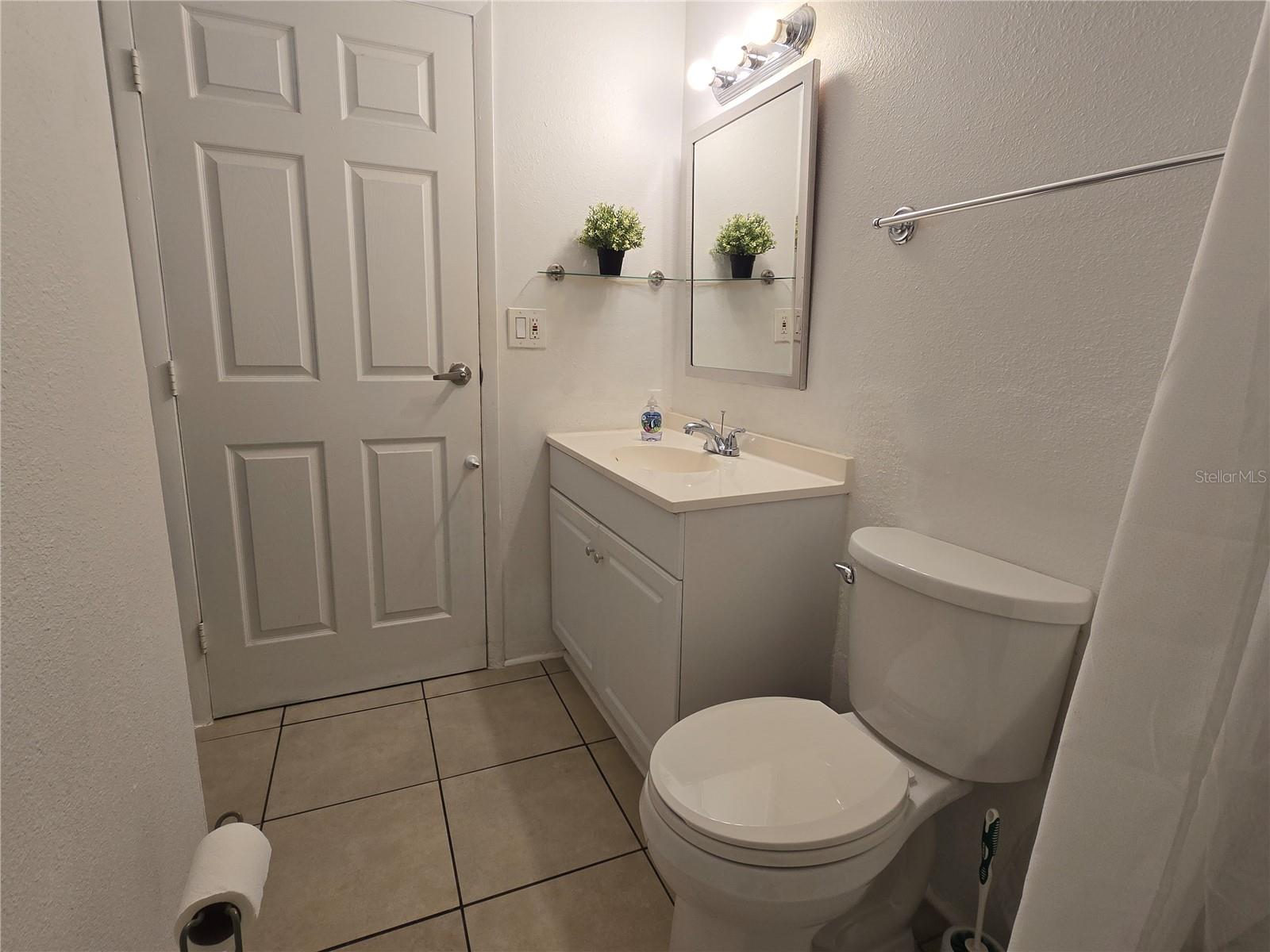 Image 13 of 16 For 4213 Michigan Street 4213