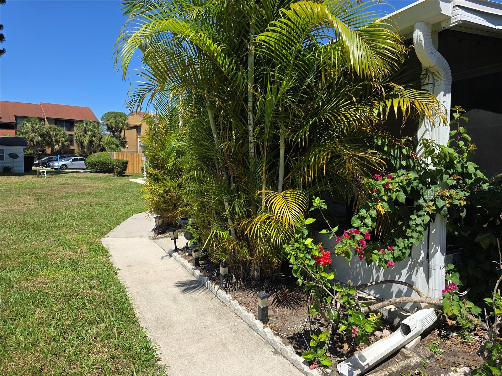Image 3 of 16 For 4213 Michigan Street 4213