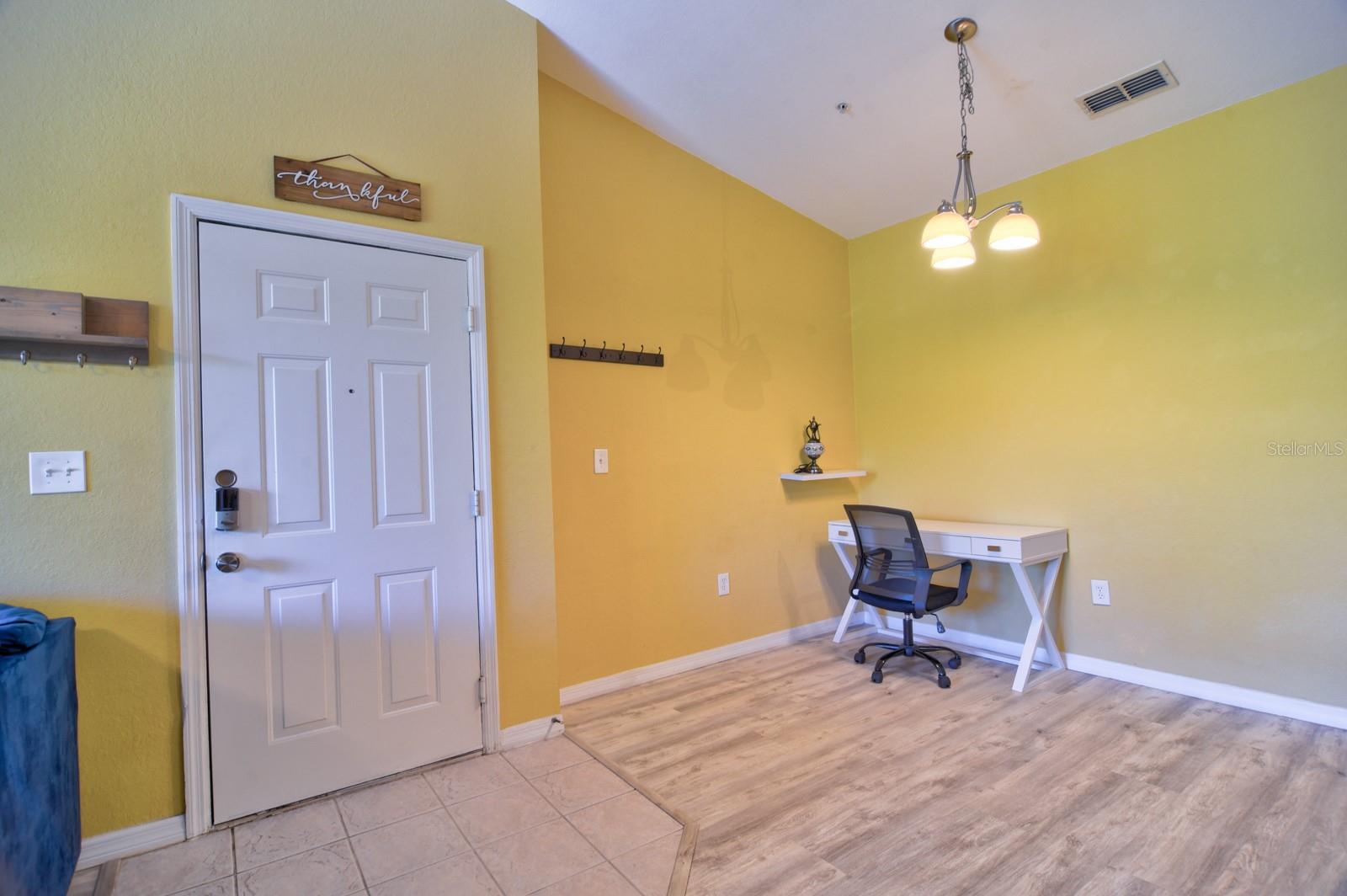 Image 11 of 56 For 8341 38th Street Cir E 303