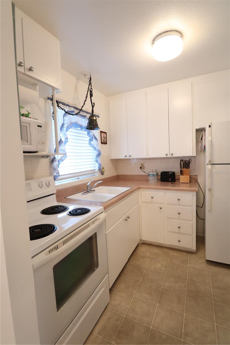 Image 7 of 22 For 5904 17th Street W C34