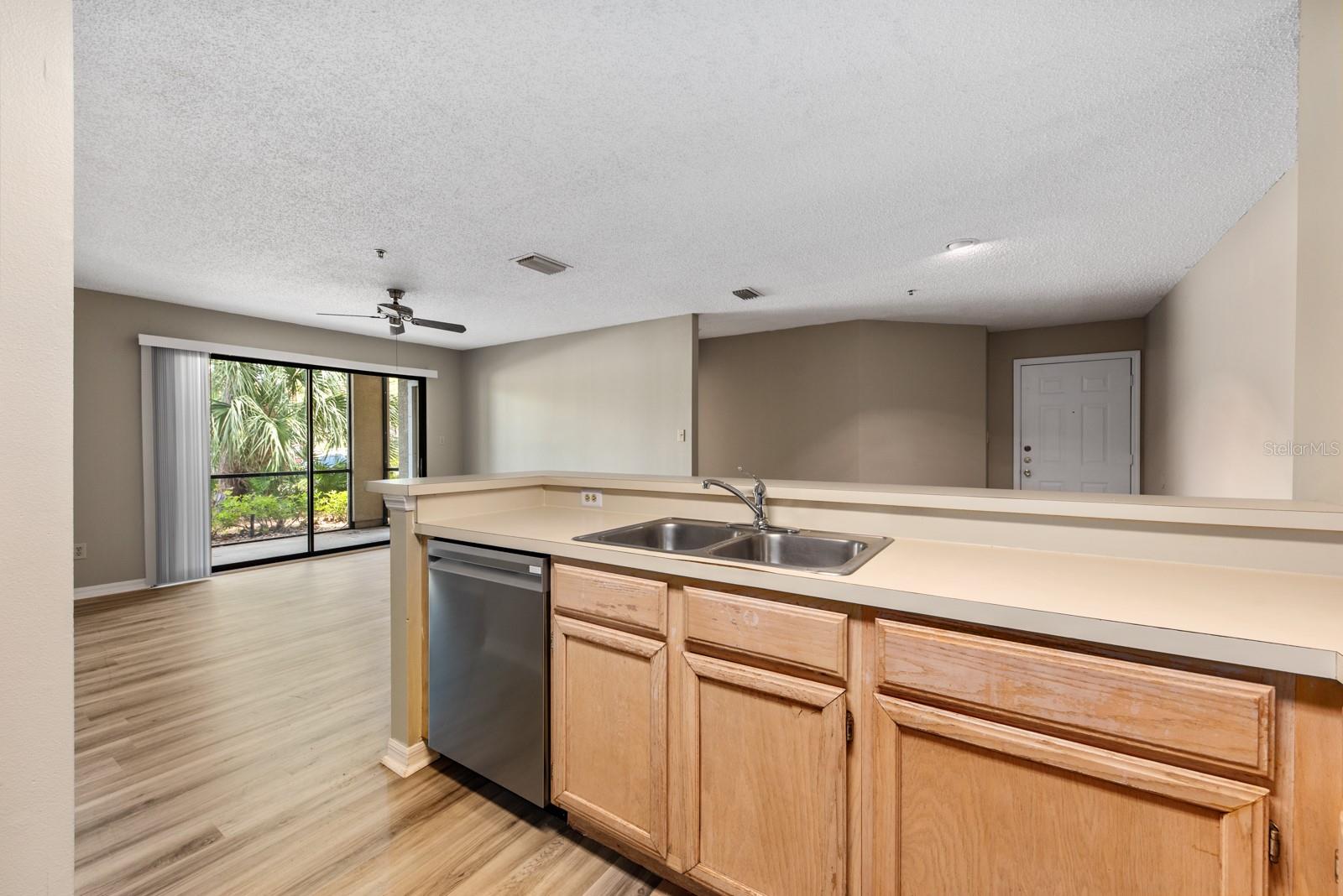 Image 24 of 28 For 4057 Crockers Lake Boulevard 13