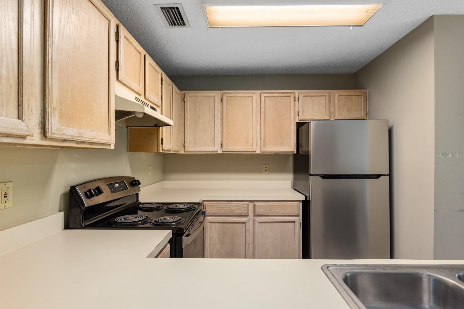 Image 25 of 28 For 4057 Crockers Lake Boulevard 13