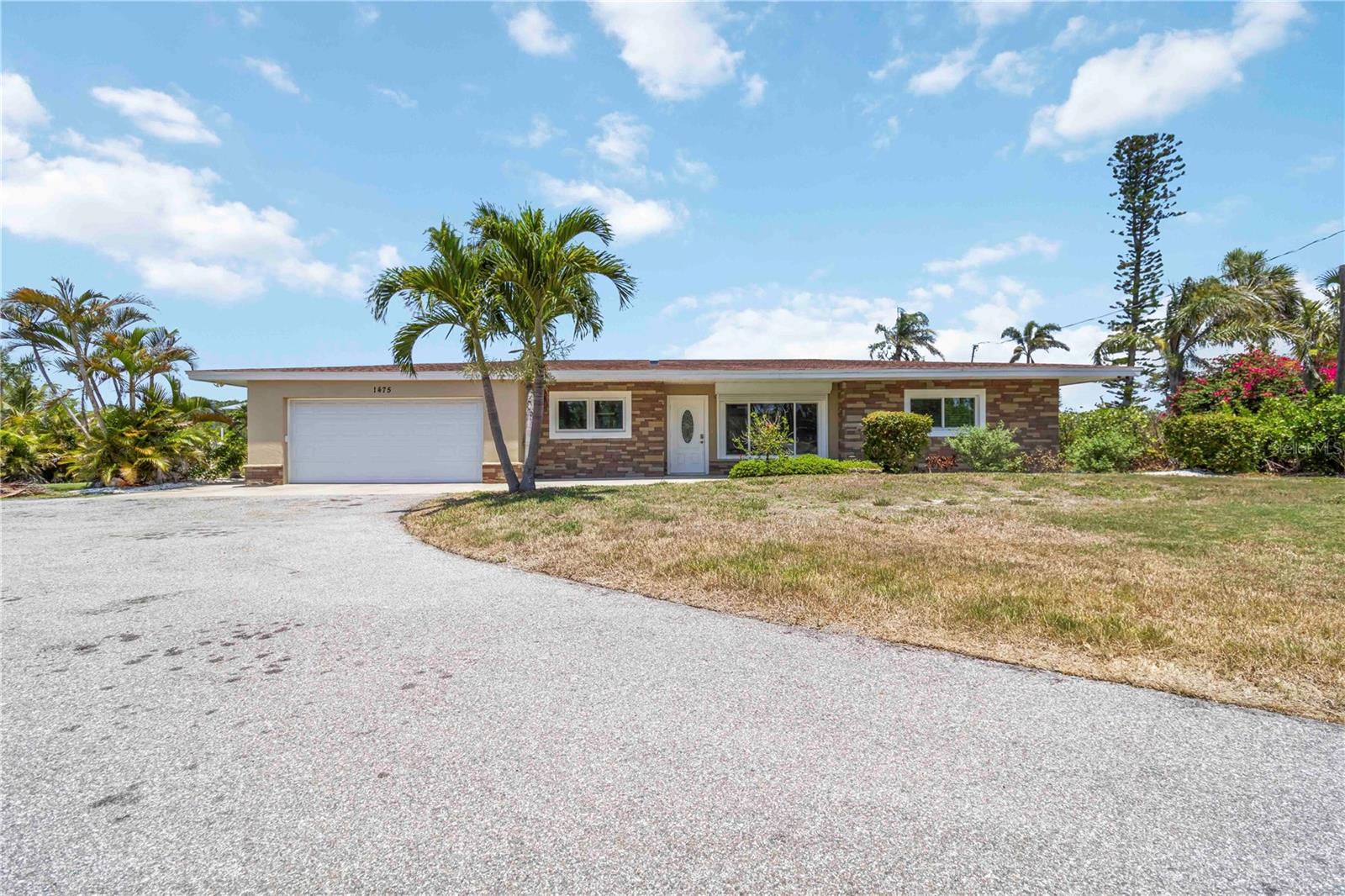 Image 4 of 40 For 1475 Bayshore Drive