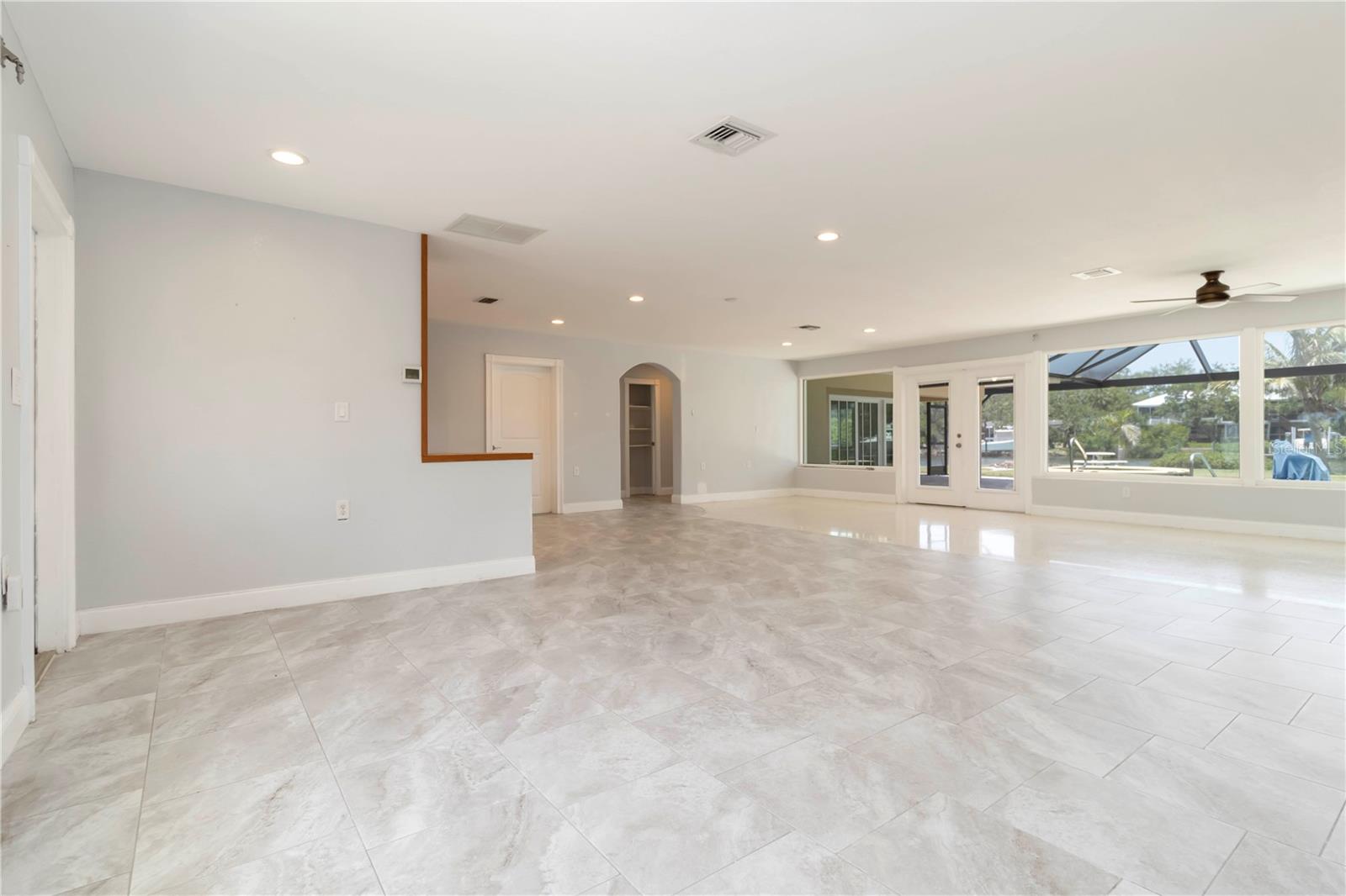 Image 6 of 40 For 1475 Bayshore Drive