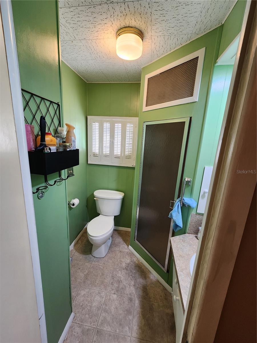 Image 20 of 23 For 306 49th Avenue W
