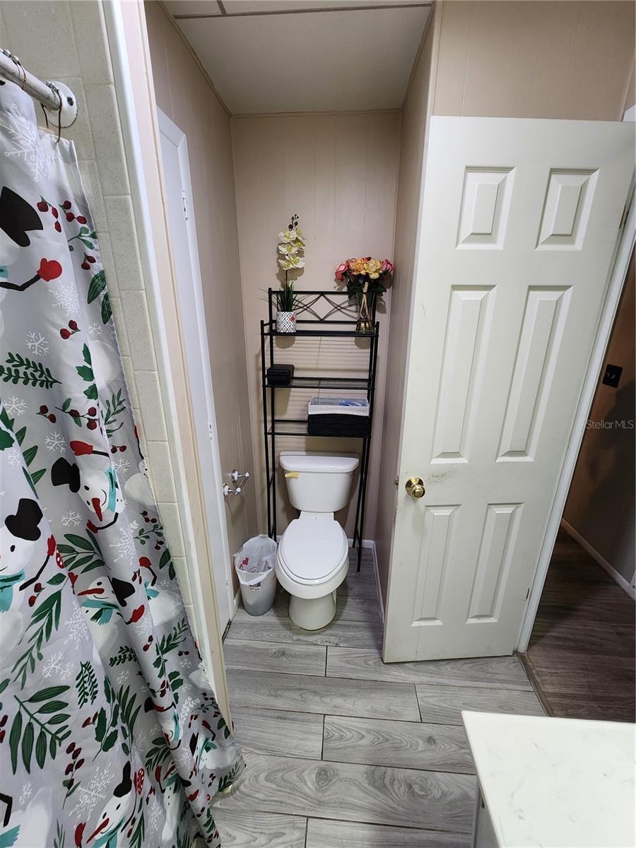 Image 22 of 23 For 306 49th Avenue W