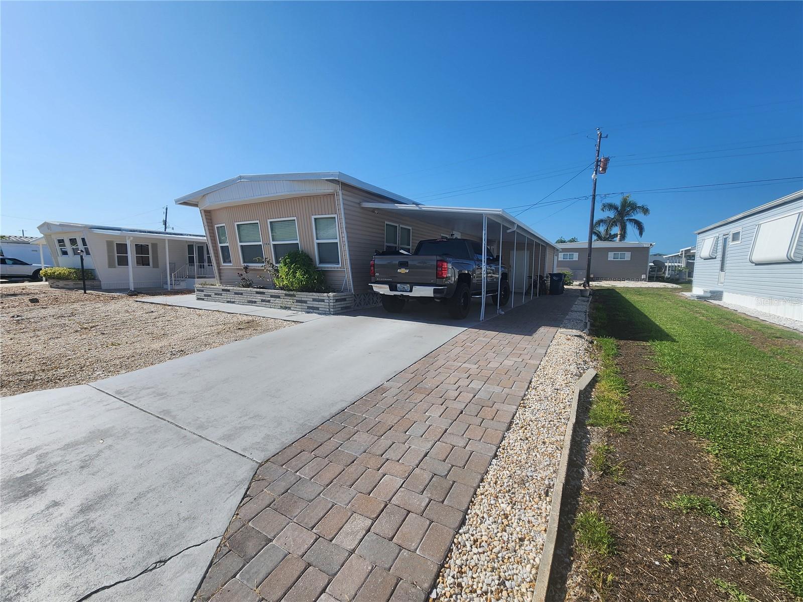 Image 3 of 23 For 306 49th Avenue W