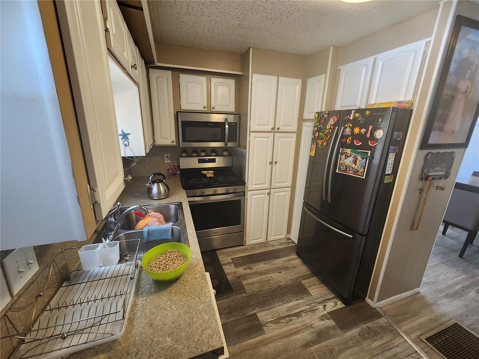 Image 4 of 23 For 306 49th Avenue W