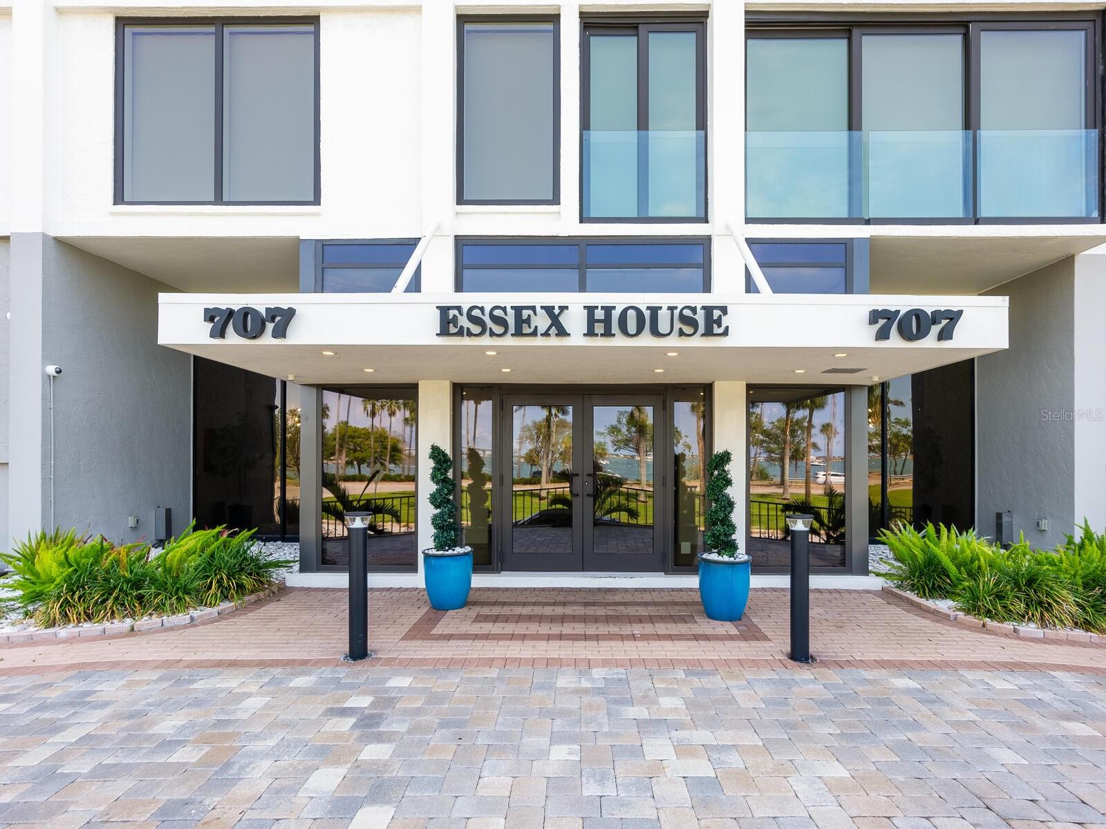 Image 2 of 65 For 707 Gulfstream Avenue 301