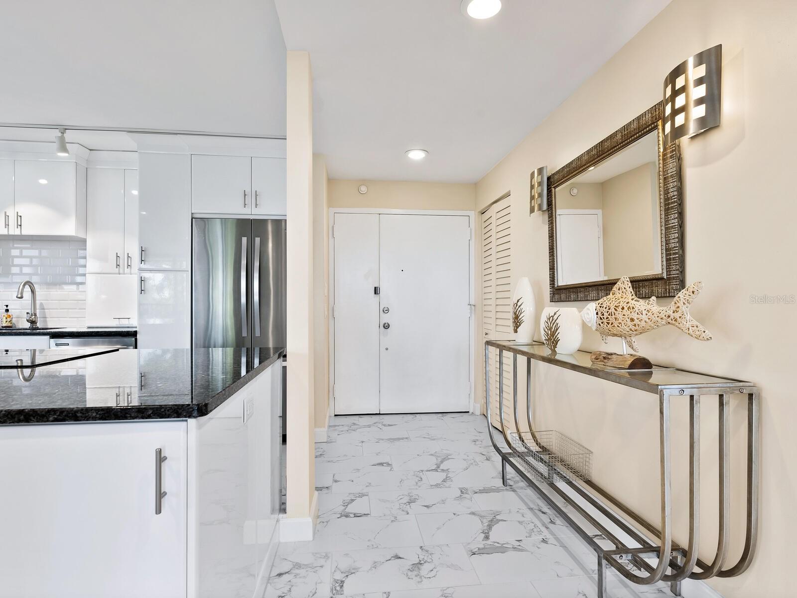 Image 20 of 65 For 707 Gulfstream Avenue 301