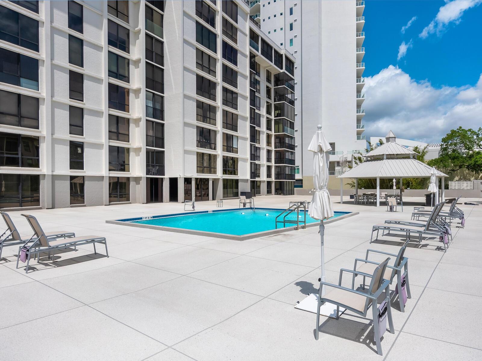 Image 36 of 65 For 707 Gulfstream Avenue 301