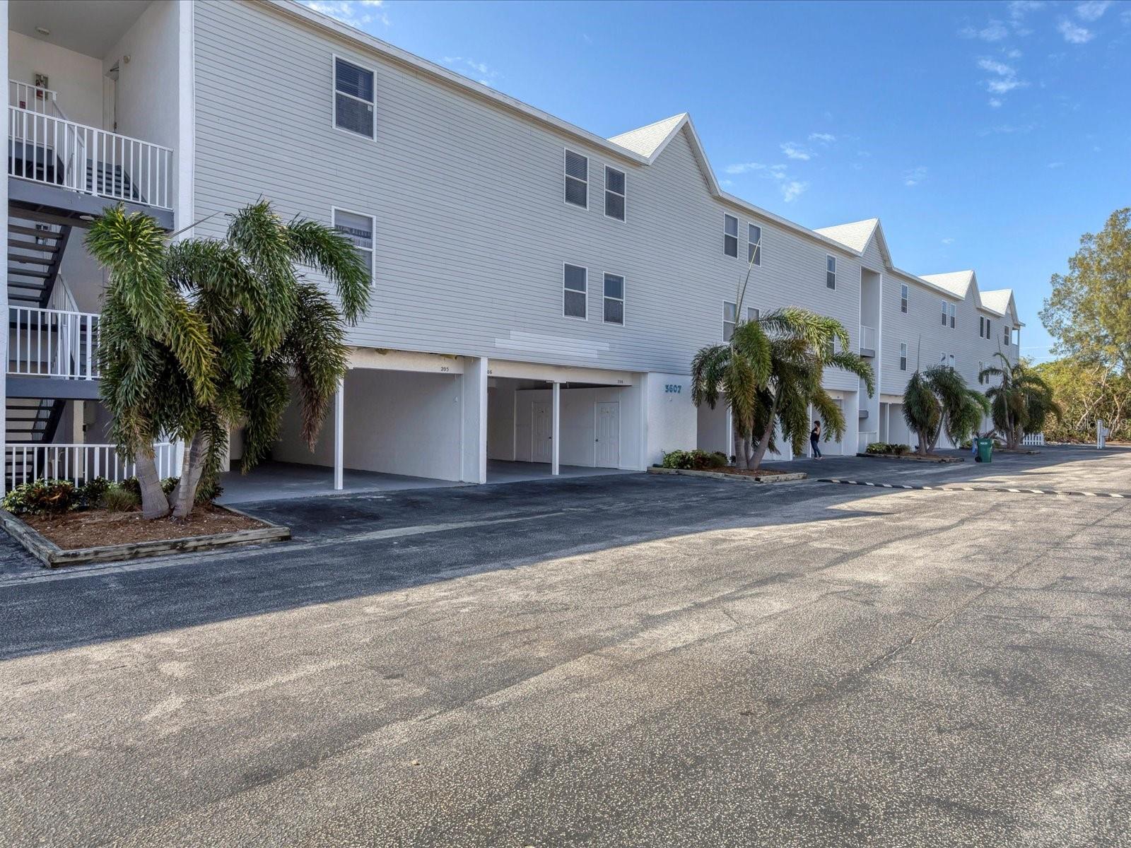 Details for 3607 Bay Drive 206, HOLMES BEACH, FL 34217