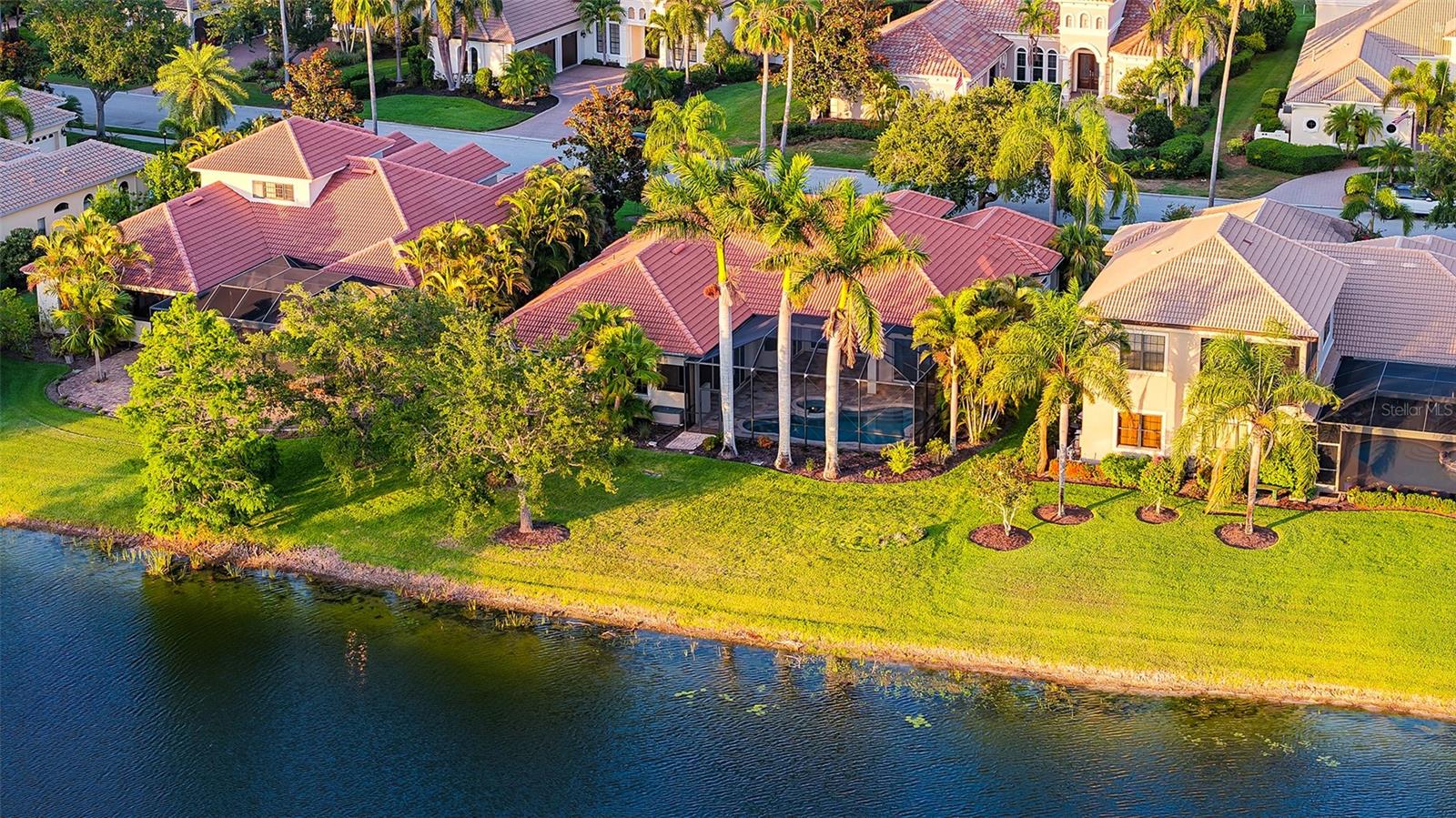 Listing photo id 50 for 6914 Dominion Lane