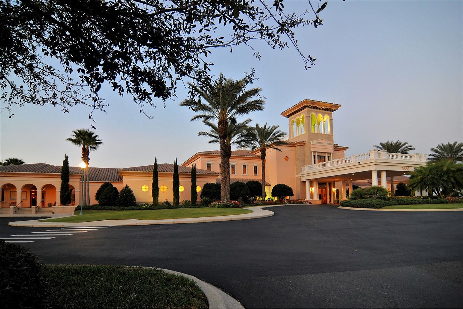 Listing photo id 62 for 6914 Dominion Lane