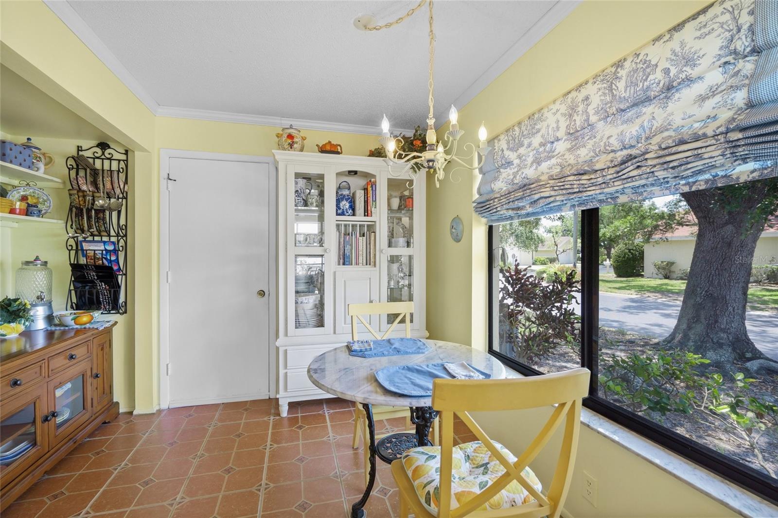 Image 10 of 31 For 4109 Carriage Drive 23