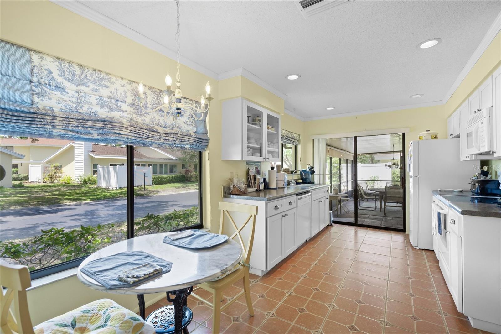 Image 11 of 31 For 4109 Carriage Drive 23