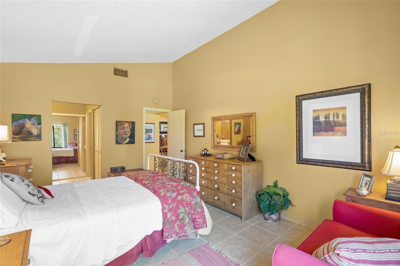 Image 18 of 31 For 4109 Carriage Drive 23