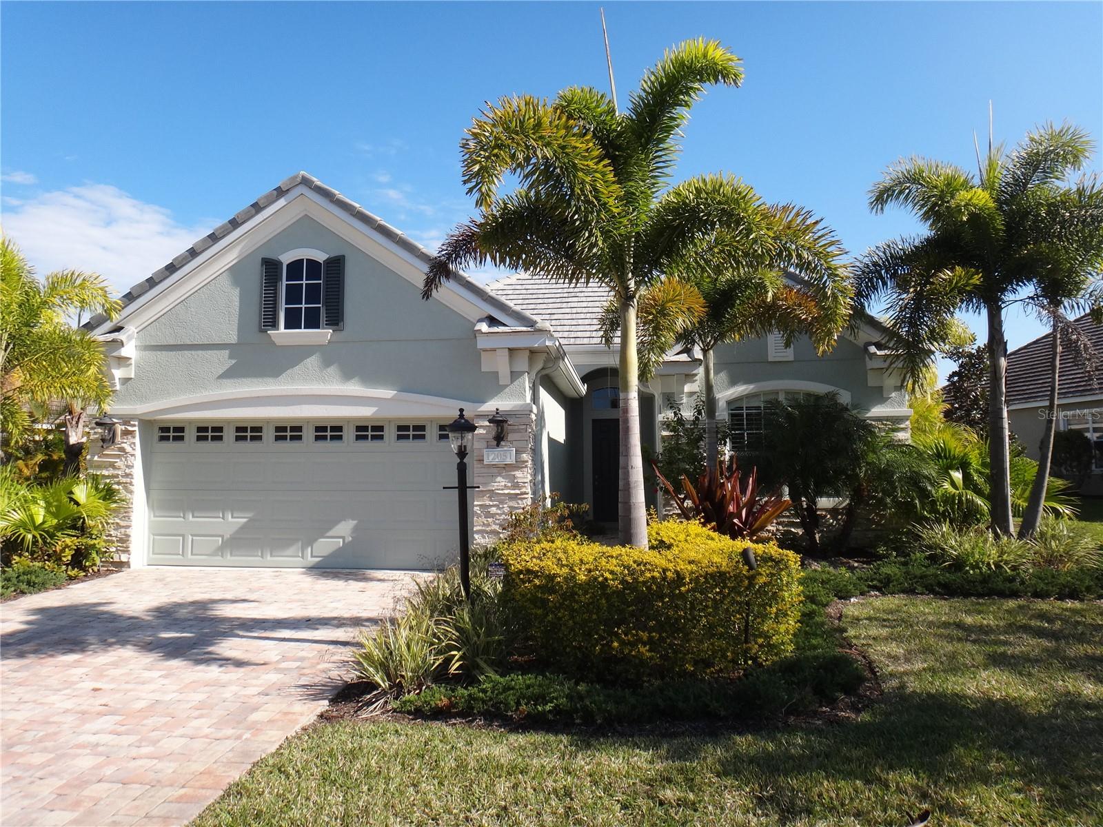 Details for 12051 Thornhill Court, LAKEWOOD RANCH, FL 34202