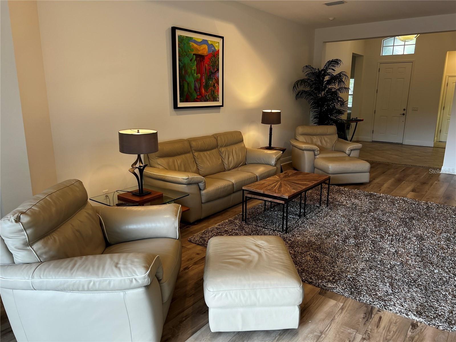 Image 10 of 42 For 12051 Thornhill Court