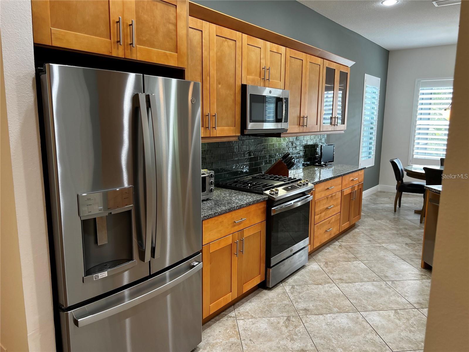 Image 13 of 42 For 12051 Thornhill Court
