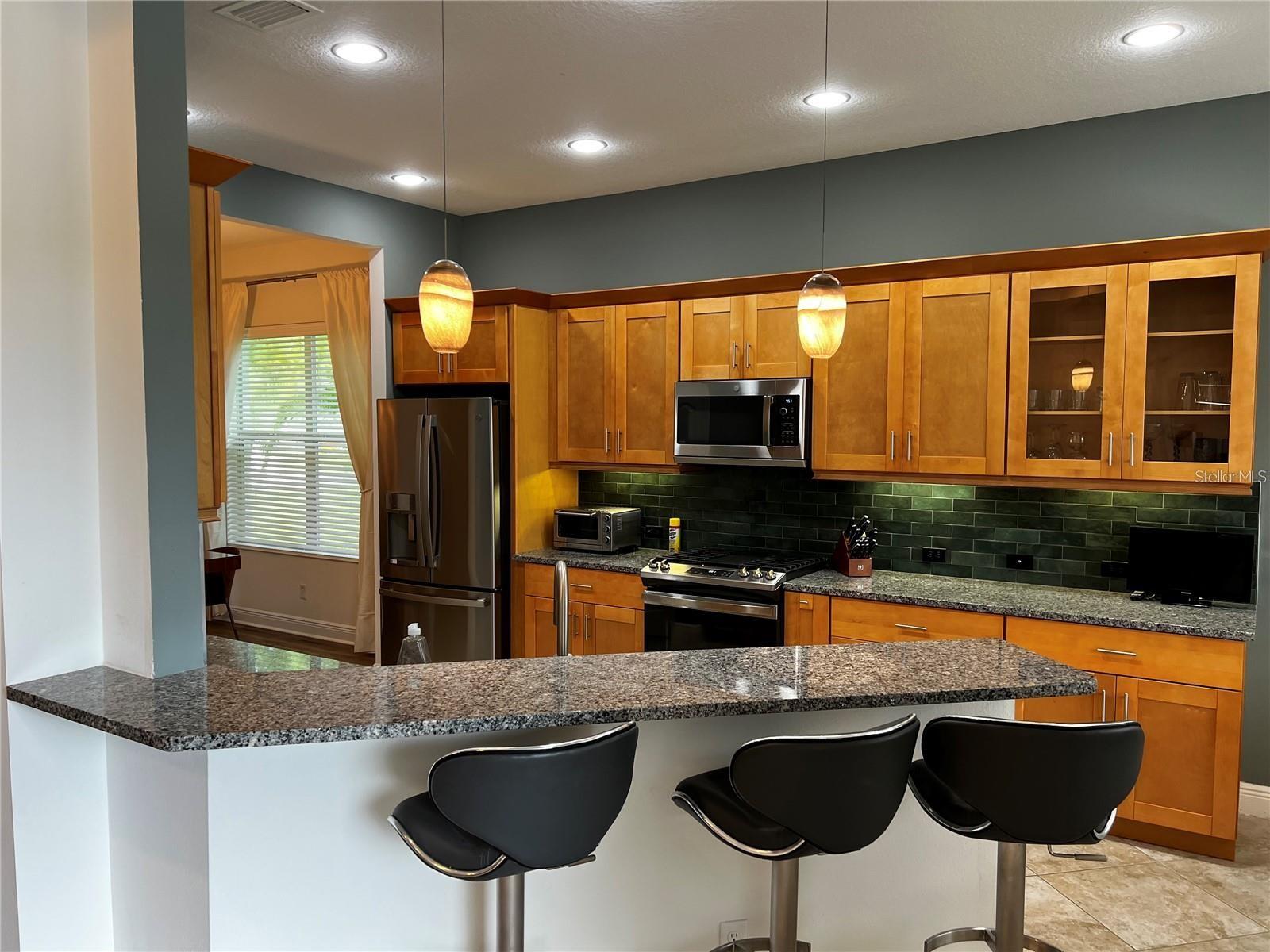 Image 16 of 42 For 12051 Thornhill Court