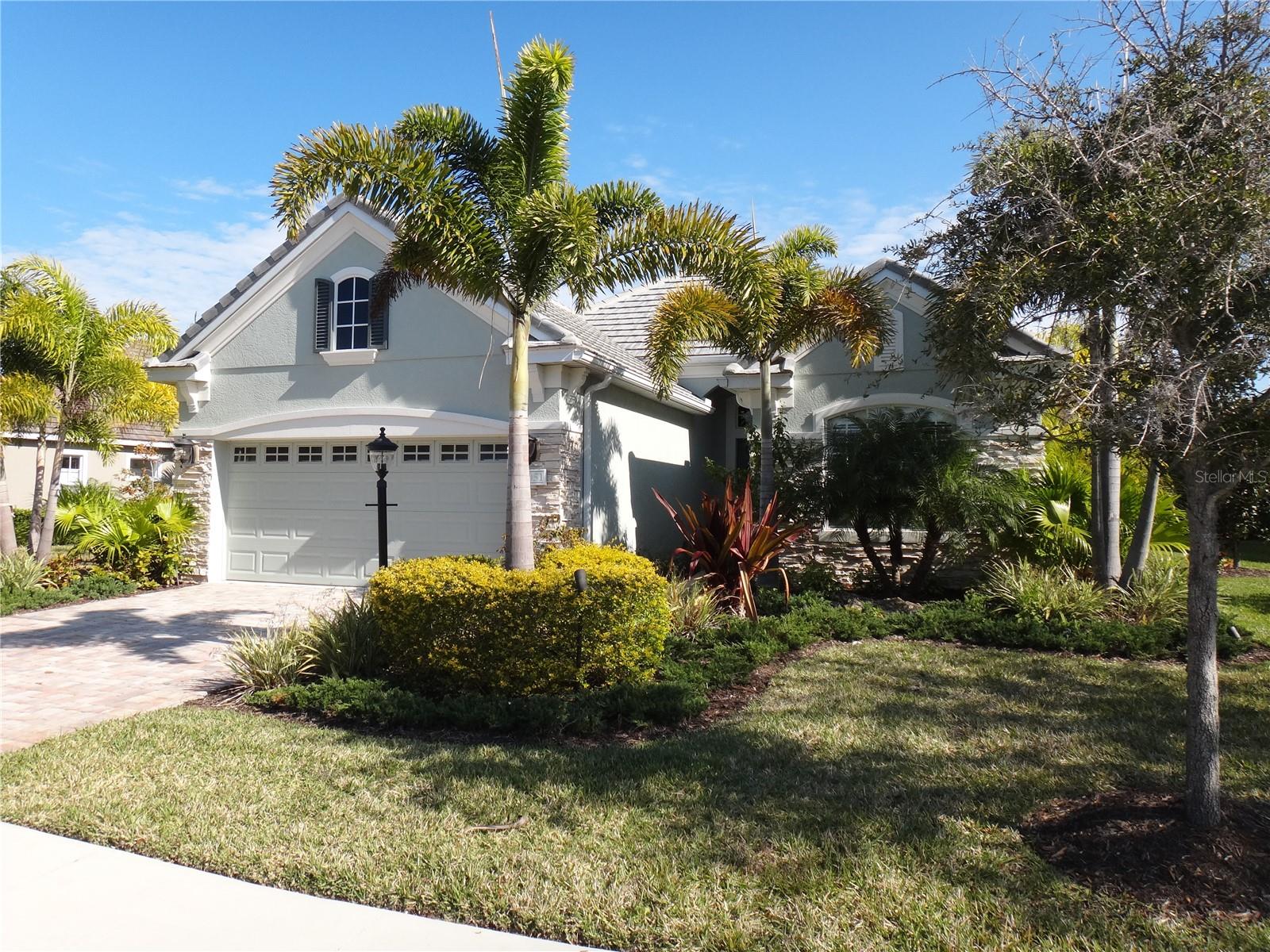 Image 3 of 42 For 12051 Thornhill Court