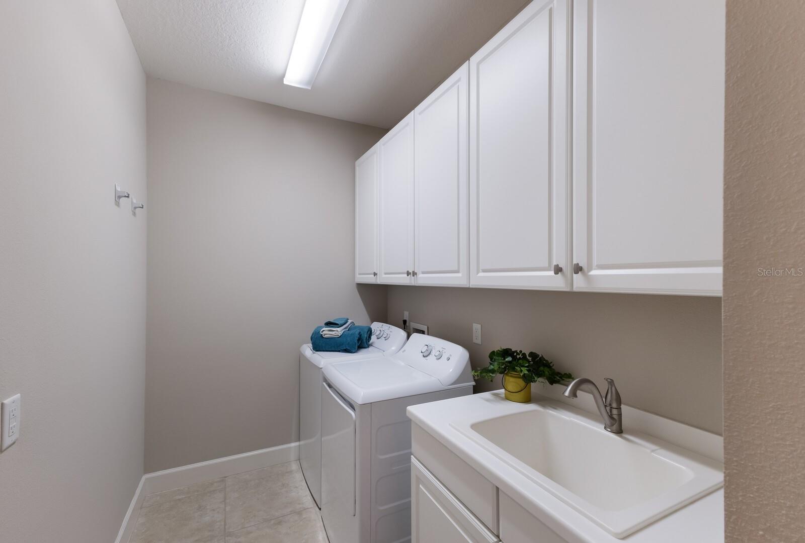 Image 21 of 38 For 8720 Bellussi Drive