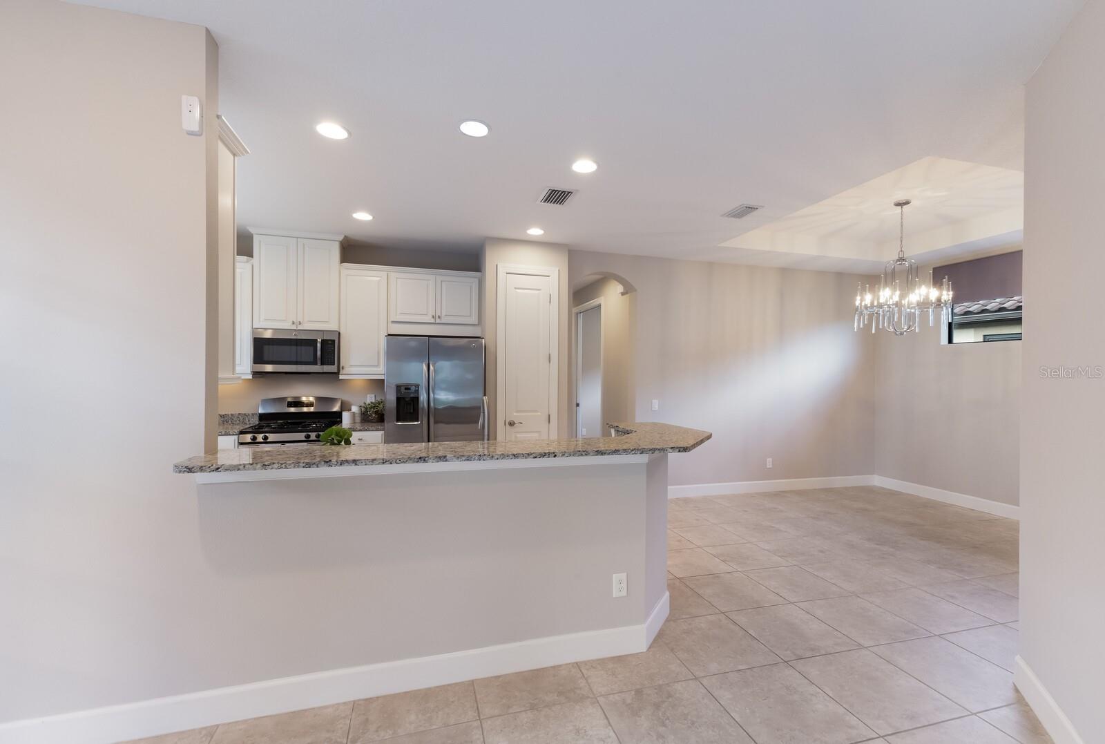 Image 6 of 38 For 8720 Bellussi Drive