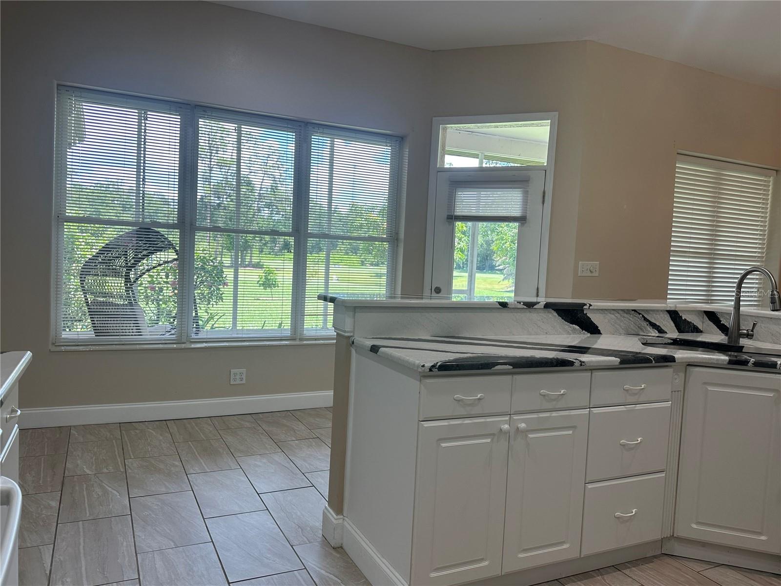 Image 38 of 80 For 3192 Oaks Bend