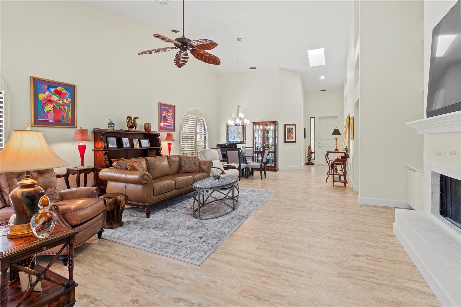 Image 14 of 52 For 7331 Villa D Este Drive