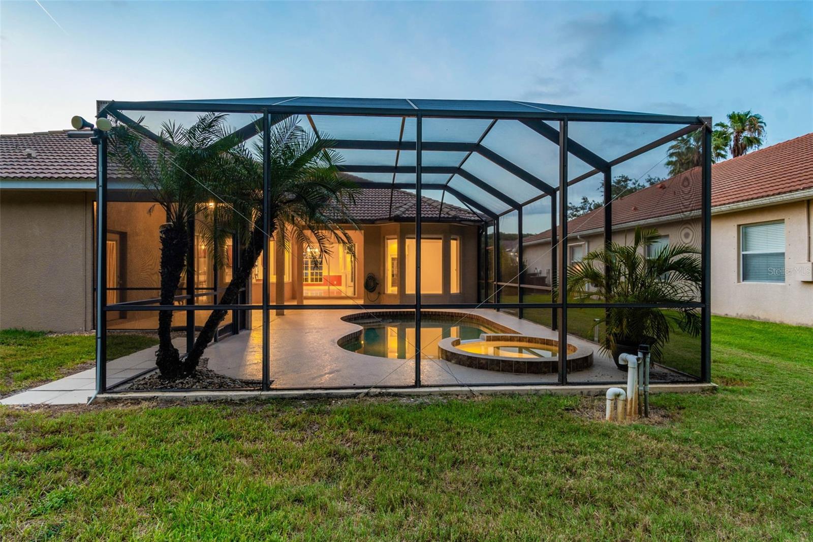 Image 11 of 81 For 9008 Brookfield Terrace