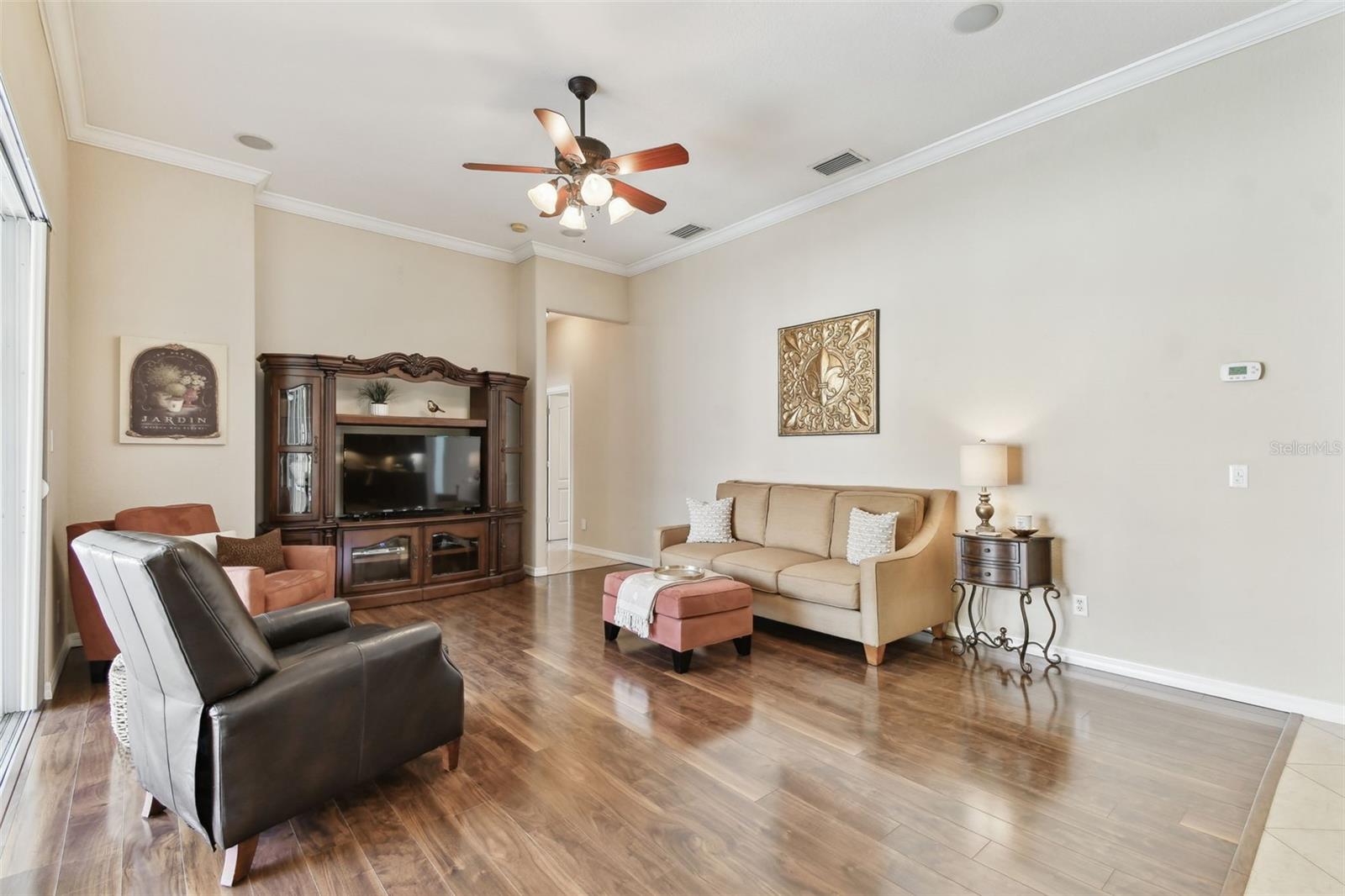 Image 18 of 81 For 9008 Brookfield Terrace
