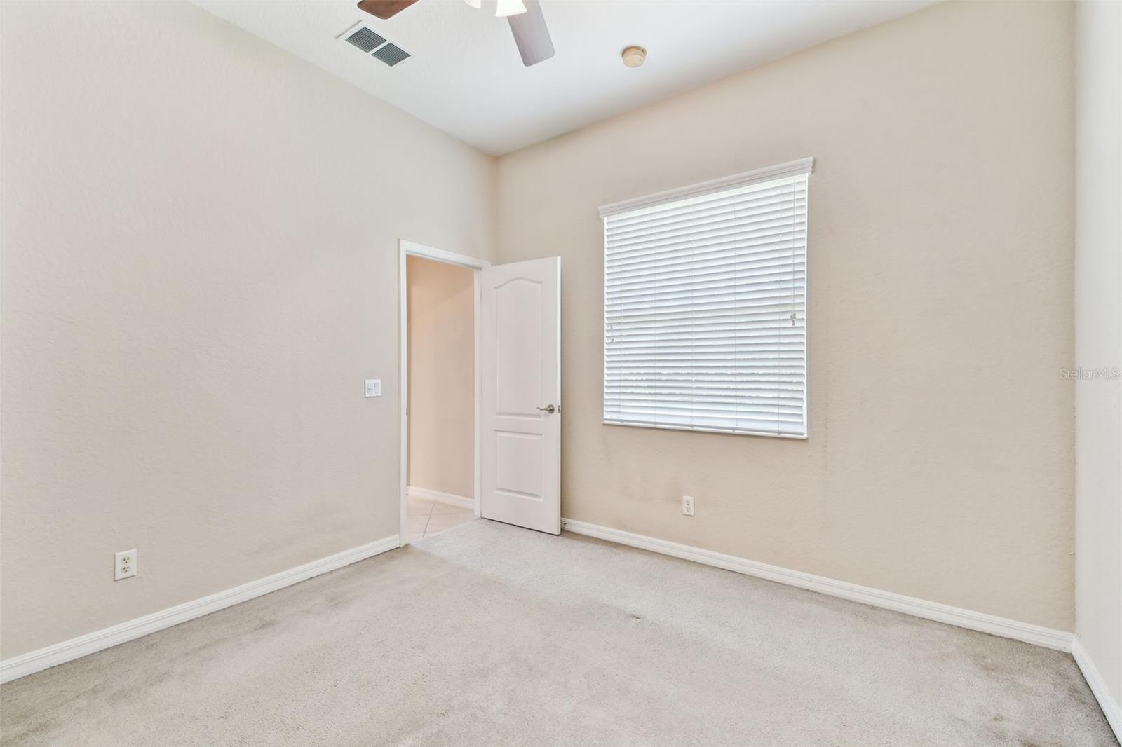 Image 39 of 81 For 9008 Brookfield Terrace