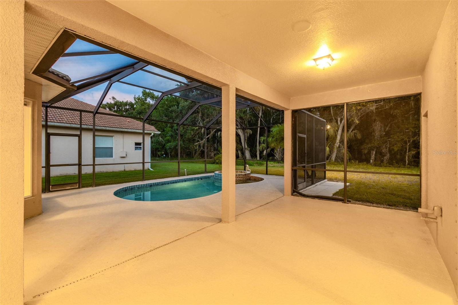 Image 40 of 81 For 9008 Brookfield Terrace