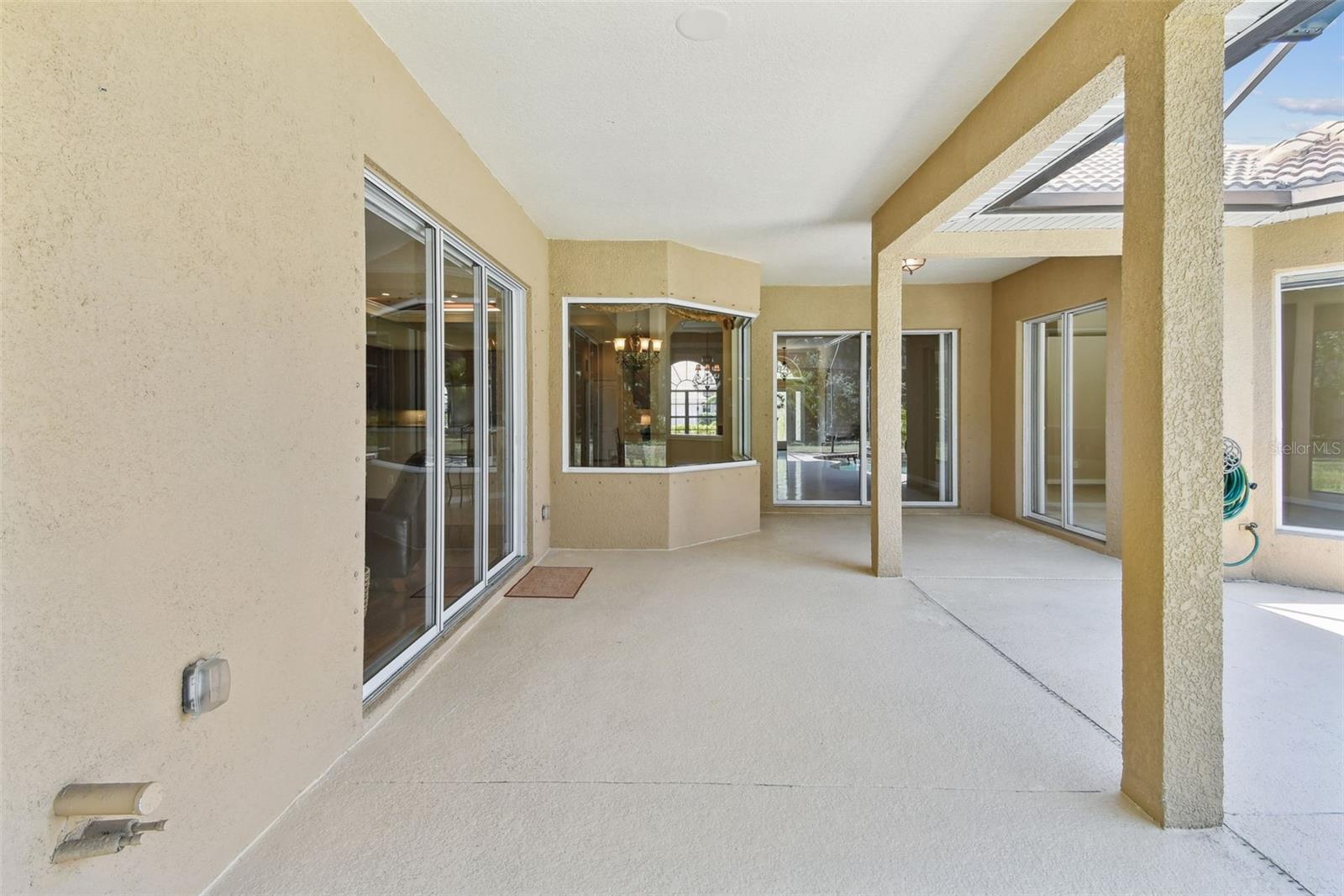 Image 41 of 81 For 9008 Brookfield Terrace