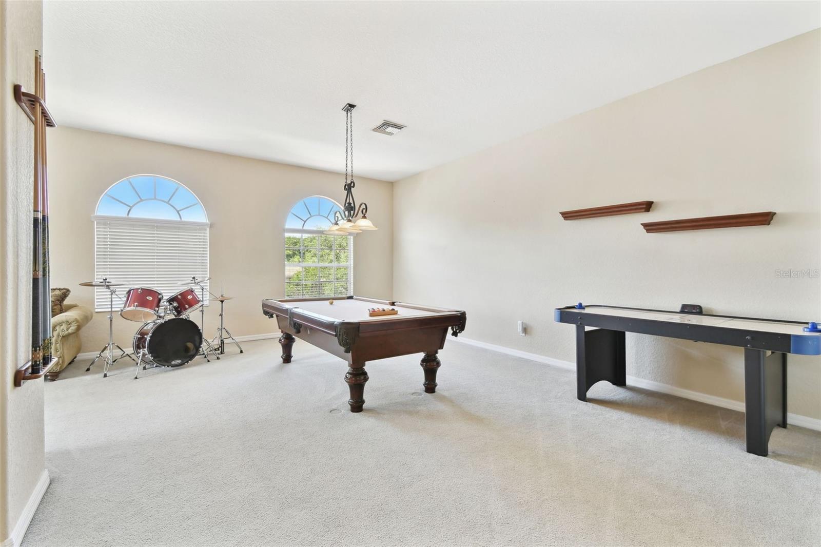 Image 42 of 81 For 9008 Brookfield Terrace