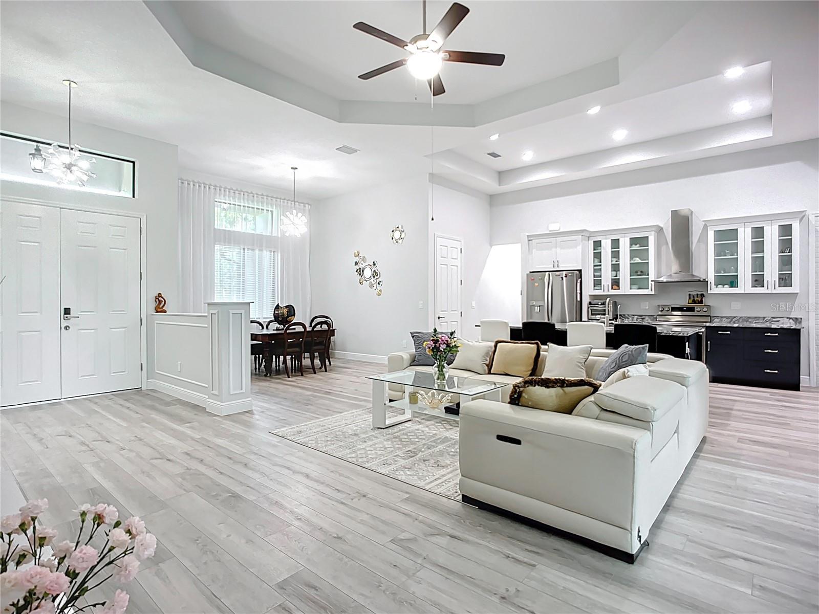 Image 11 of 52 For 11960 De Leon Drive