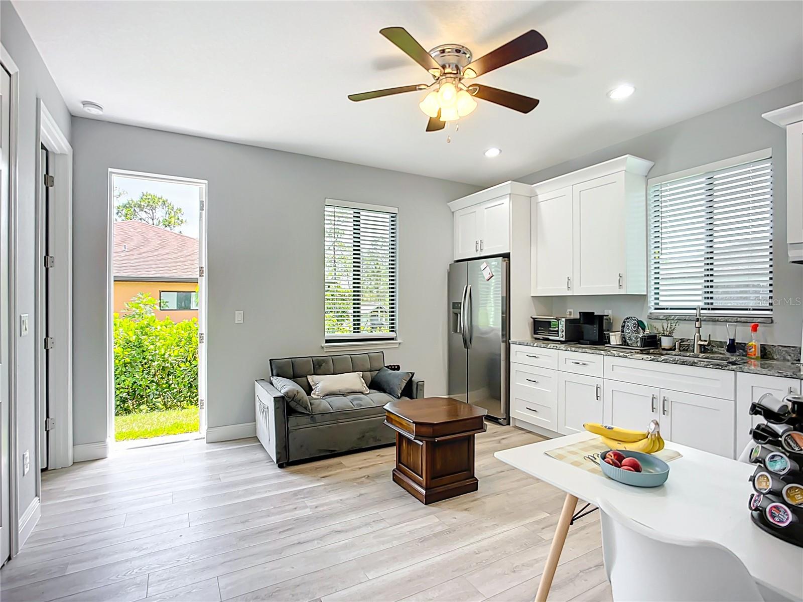 Image 19 of 52 For 11960 De Leon Drive