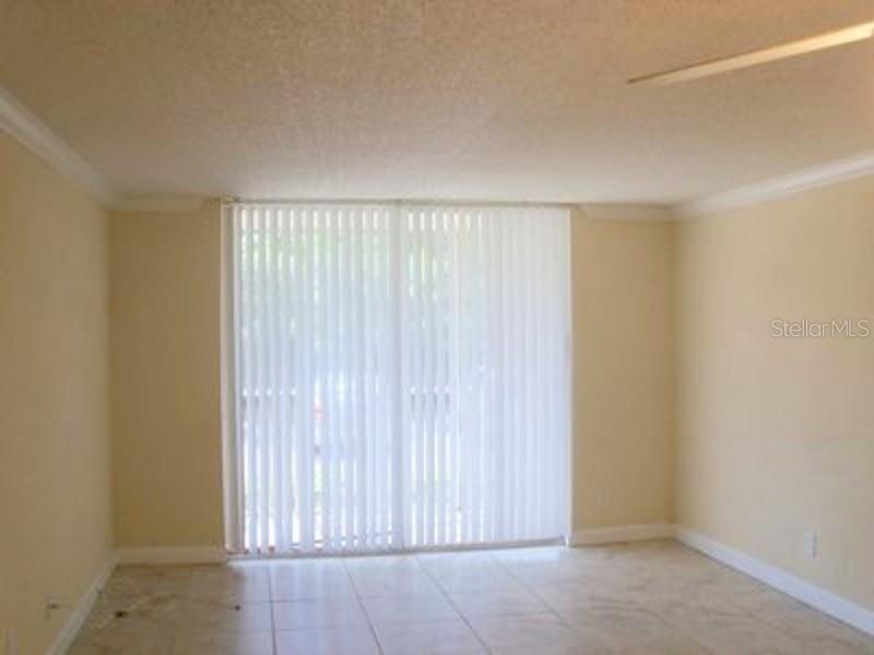 Image 9 of 31 For 2650 Coconut Bay Ln  517